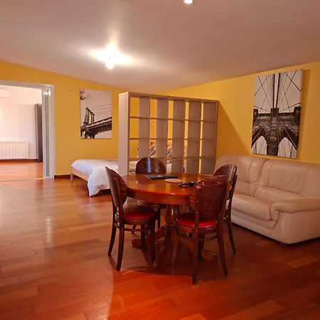 Apartment Grand T2 De La A La Fosse A L'ane