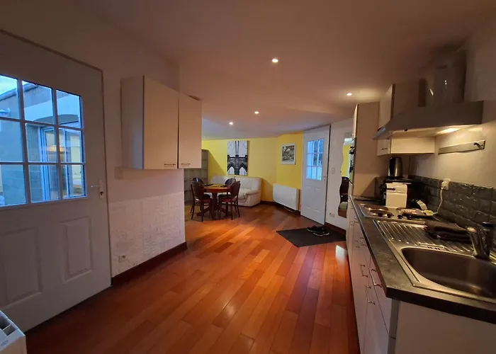 Grand T2 De La A La Fosse A L'ane